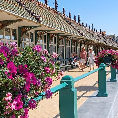 Appartement Blankenberge Zeedijk Aan De Pier ภายนอก รูปภาพ